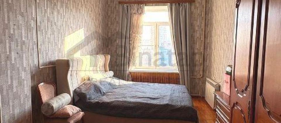 Nizami m/s, Statistika Komitəsinin yanında 2 otaqlı mənzil satılır/60 kv.m. - 4