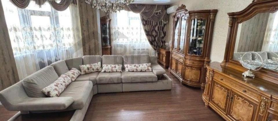 4 otaqli menzil satilir/160 kv.m., Musabeyov parki ve Elmler Akademiyasi m/s yaxindir - 2