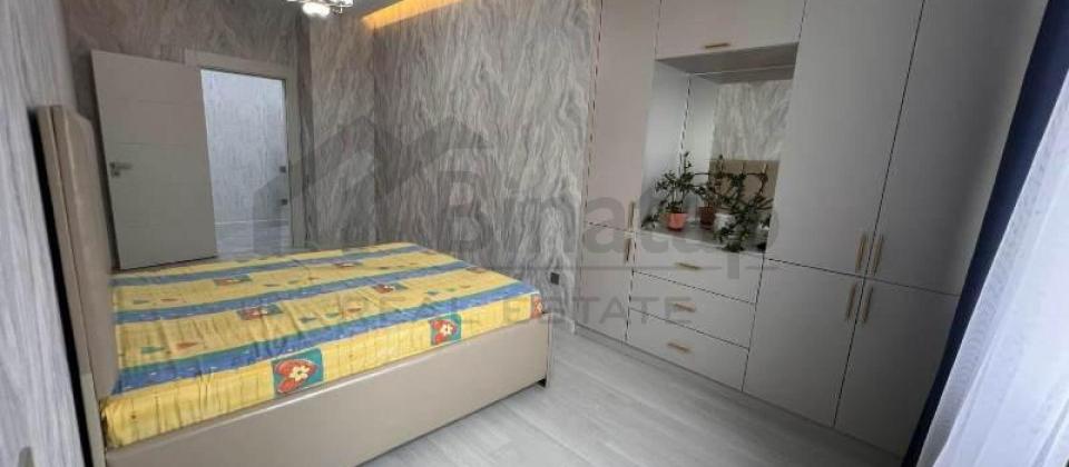 8 Noyabr m/s yaxin 4 otaqli menzil satilir/138 kv.m. - 4