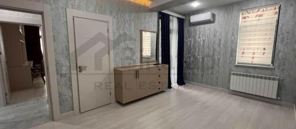 8 Noyabr m/s yaxin 4 otaqli menzil satilir/138 kv.m. - 7