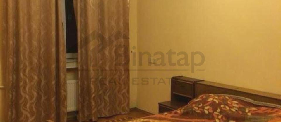 İzmir parkinin yaninda 3 otaqli menzil satilir/80 kv.m. - 6