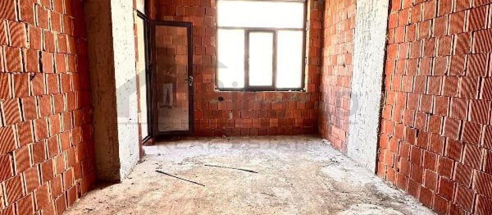 TECİLİ SATILIR..! Qish parki ve 28 May m/s yanında yerleshir, 73 kv.m. - 4