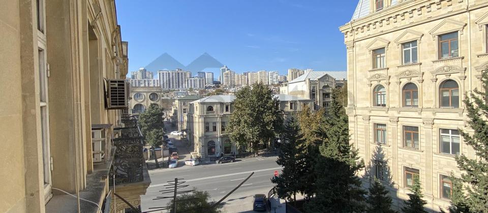 Beş mərtəbə, qış parkının yanı - 11