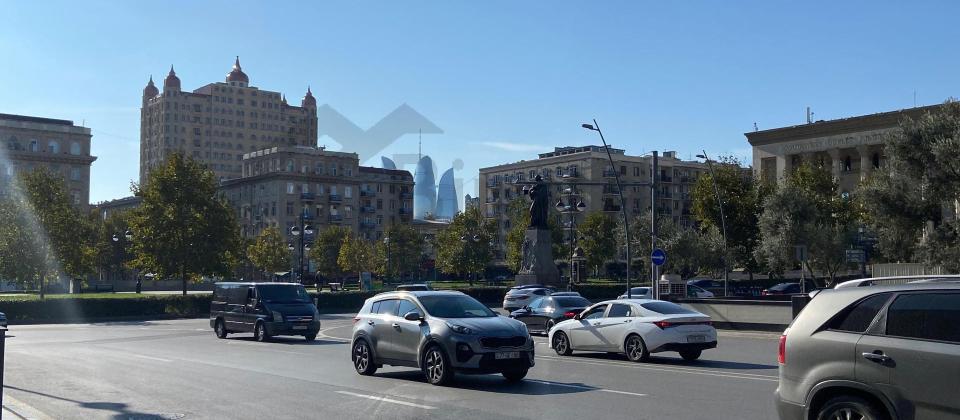 Beş mərtəbə, qış parkının yanı - 14