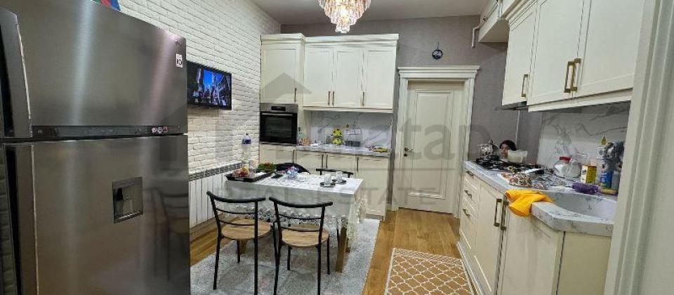 Elmler Akademiyasi m/s, Musabeyov parkinin yaninda 3 otaqli menzil satilir/93 kv.m. - 8