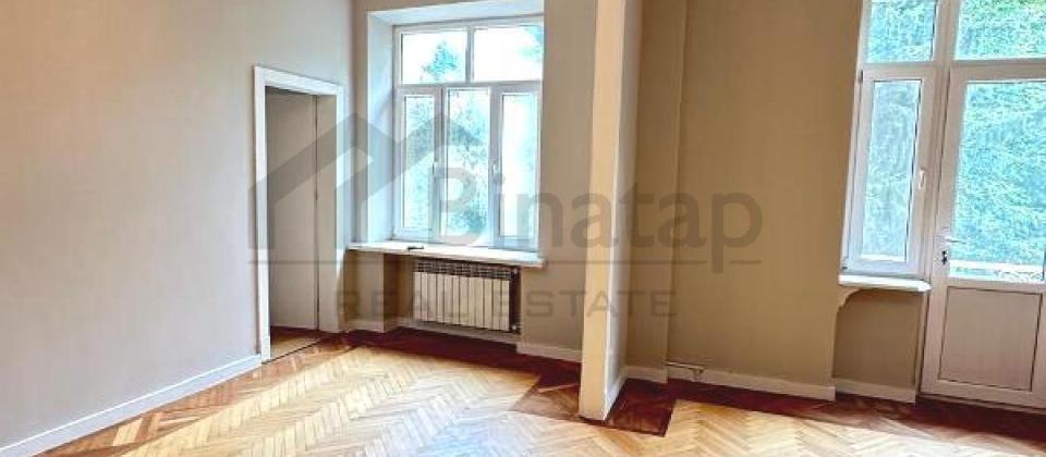 Merkez..! Bulvar, Azneft dairesi ve Funikulyor'un yaninda 5 otaqli menzil satilir/143 kv.m. - 3