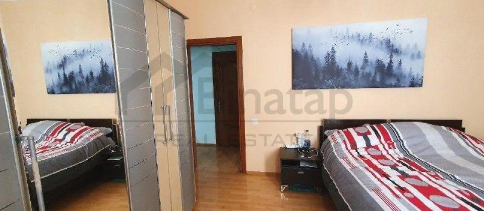 Merkez..! Torqovi, Fevvareler meydanina yaxin 4 otaqli menzil satilir/176 kv.m. - 9