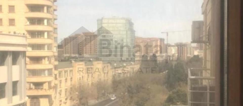 Semed Vurgun baginin yani, 28 May m/s yaxin 4 otaqli temirsiz menzil satilir/196 kv.m. - 9