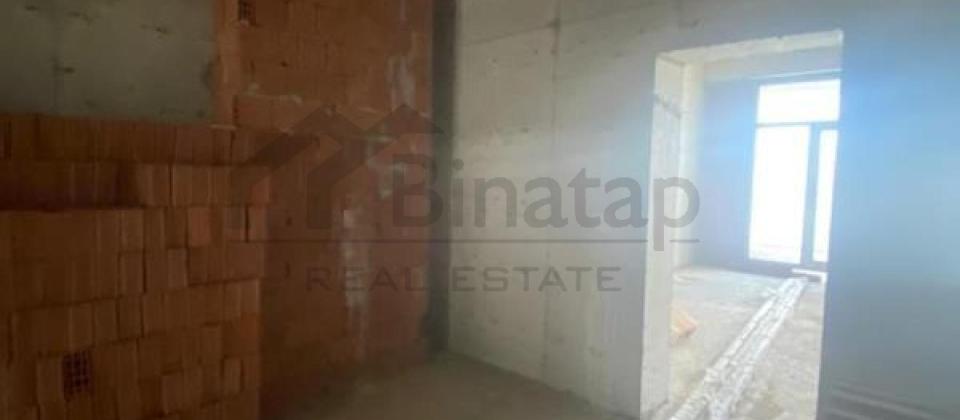 Koroglu ve Koala parklarinin yaninda 3 otaqli temirsiz menzil satilir/130 kv.m. - 10