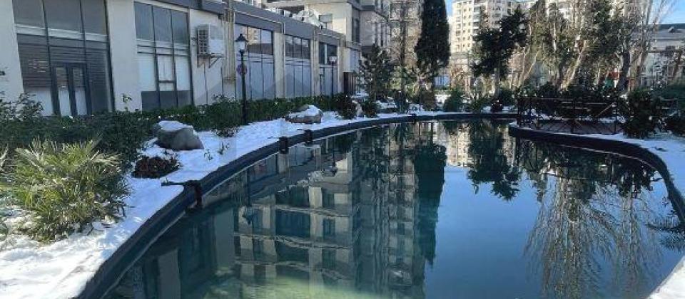 Heyder Eliyev merkezi ve Nerimanov m/s yaxin 2 otaqli temirsiz menzil satilir/82 kv.m. - 3