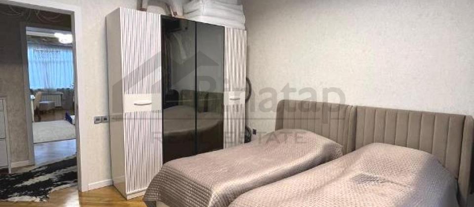 Nizami m/s ve 18№li mektebin yaninda ela temirli menzil satilir/70 kv.m. - 8