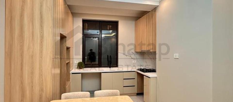 Qarabag kuchesi, Sherq bazarinin yaninda 3 otaqli menzil satilir/85 kv.m. - 5