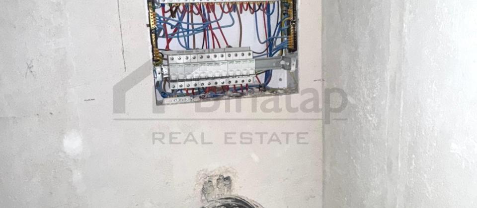 Tibb Universitetinin yaninda 3 otaqli menzil satilir/167 kv.m. - 14