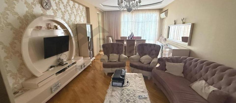 Metropark ve Nerimanov m/s yaxin 3 otaqli menzil satilir/124 kv.m. - 2