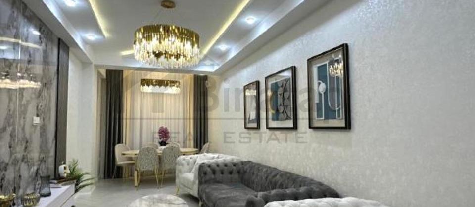 Azadliq prospekti, Baki Saglamliq Merkezinin yaninda 3 otaqli menzil satilir/110 kv.m. - 2