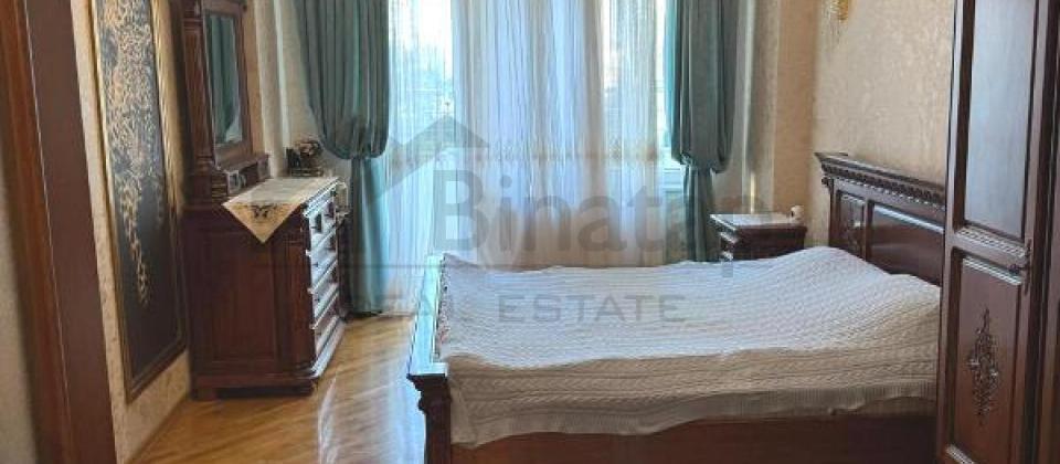 Elmler Akademiyasi m/s yaninda 3 otaqli menzil satilir/140 kv.m. - 5