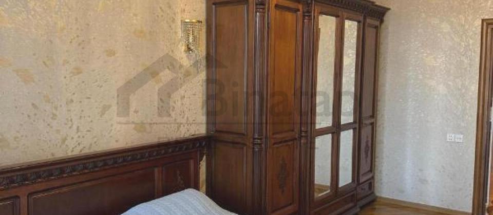 Elmler Akademiyasi m/s yaninda 3 otaqli menzil satilir/140 kv.m. - 8