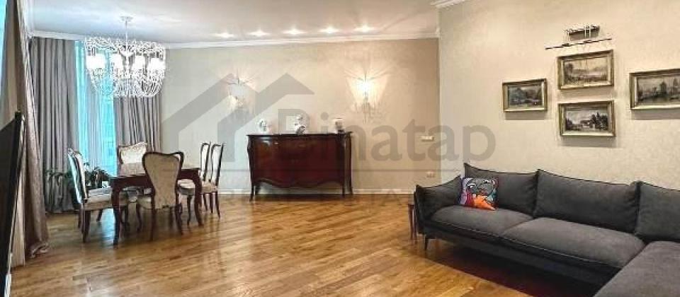 Bulbul prospekti, Heyder Eliyev sarayinin yaninda 2 otaqli menzil satilir/98 kv.m. - 4