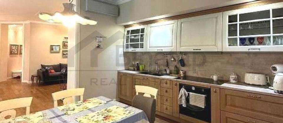 Bulbul prospekti, Heyder Eliyev sarayinin yaninda 2 otaqli menzil satilir/98 kv.m. - 8