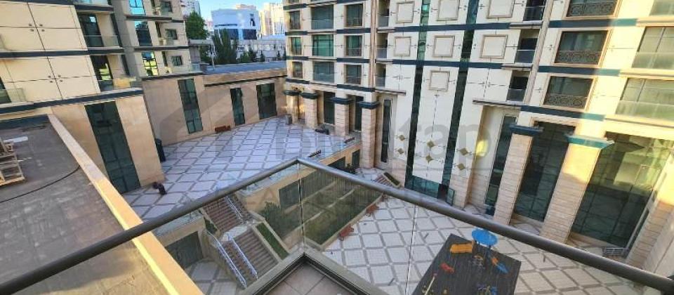 Bulbul prospekti, Heyder Eliyev sarayinin yaninda 2 otaqli menzil satilir/98 kv.m. - 13