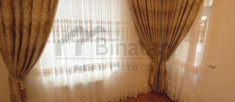 Nerimanov heykelinin yaninda 4 otaqli menzil satilir/191.3 kv.m. - 4