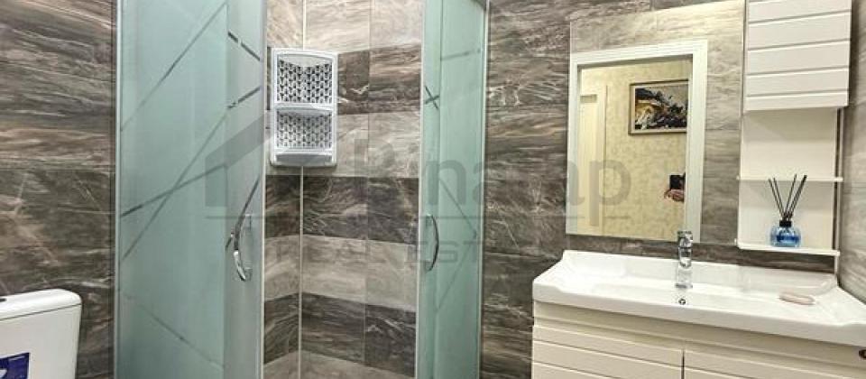 Sherq bazarinin yaninda 2 otaqli menzil satilir/60 kv.m. - 15