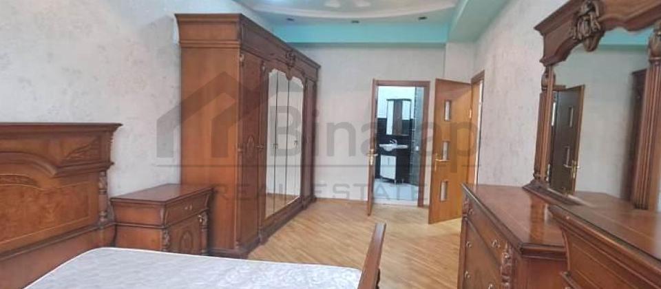 Port Bakunun arxasi, Semed Vurgun bagi ve 28 May m/s yaxin 4 otaqli menzil satilir/190 kv.m. - 6