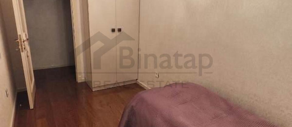 Hesen Eliyev kuchesi (İnqlab), Qafqaz otelin yaninda 3 otaqli menzil satilir/90 kv.m. - 4