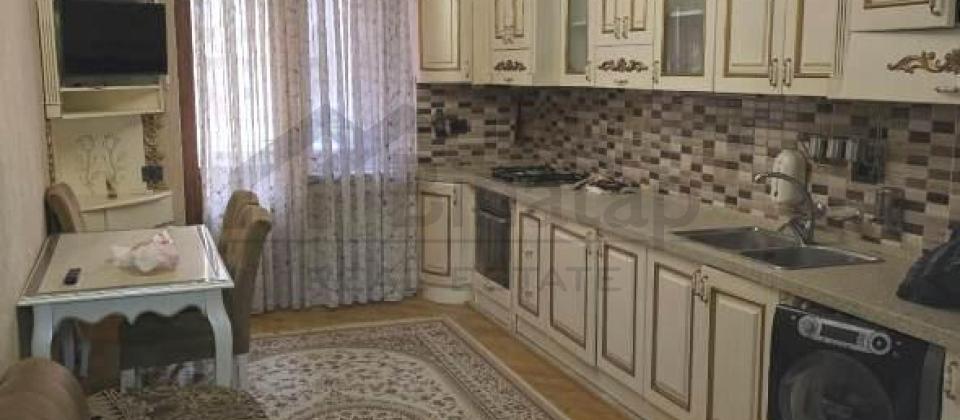 28 May m/s yaninda 4 otaqli menzil satilir/142 kv.m. - 8