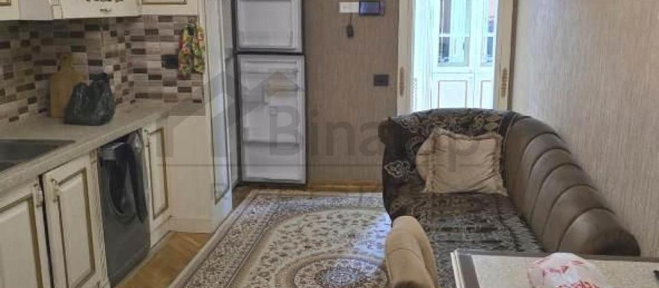 28 May m/s yaninda 4 otaqli menzil satilir/142 kv.m. - 9