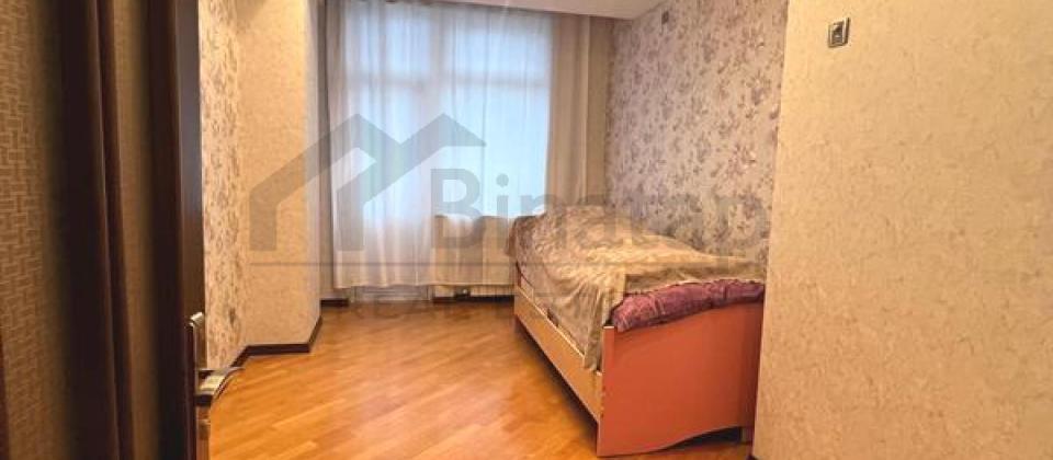 Nerimanov m/s ve Metroparka yaxin 3 otaqli menzil satilir/118 kv.m. - 5