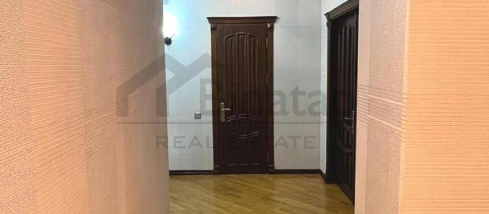 Nerimanov m/s ve Metroparka yaxin 3 otaqli menzil satilir/118 kv.m. - 9