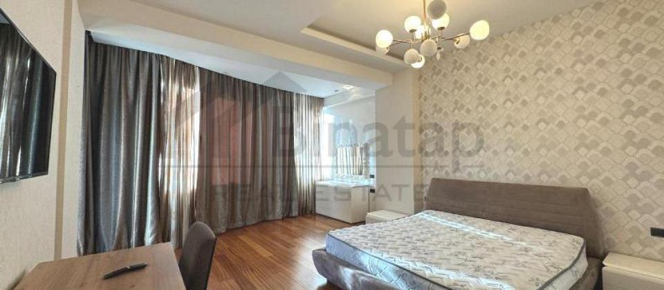 Nerimanov heykelinin yaninda 4 otaqli menzil satilir/205 kv.m. - 4