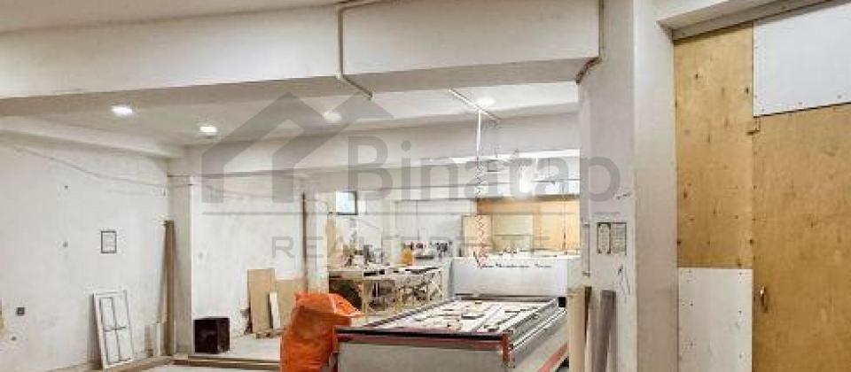 OBYEKT İCAREYE VERİLİR..! Azadliq Prospekti m/s, Melek ş/s yanı/220 kv.m. - 8