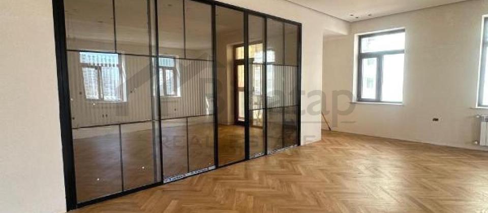 Musabeyov parki, Elmler Akademiyasi m/s yaxin 4 otaqli menzil satilir/271 kv.m. - 7