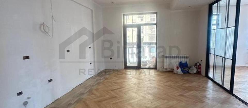 Musabeyov parki, Elmler Akademiyasi m/s yaxin 4 otaqli menzil satilir/271 kv.m. - 13