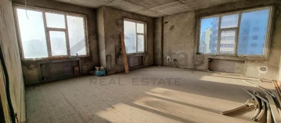 Huseyn Cavid parki ve Elmler Akademiyasi m/s yaxin 4 otaqli menzil satilir/182 kv.m. - 6