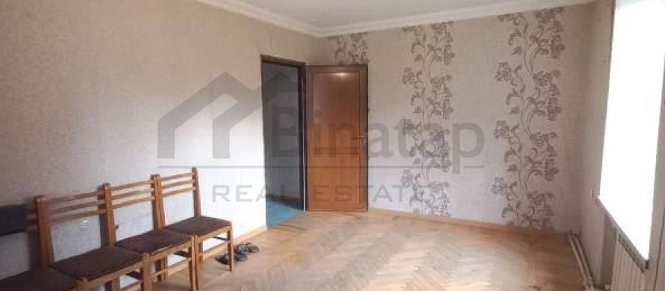 Musabeyov parki, Elmler Akademiyasi m/s ve BDU'ya yaxin 2 otaqli menzil satilir/33 kv.m. - 2