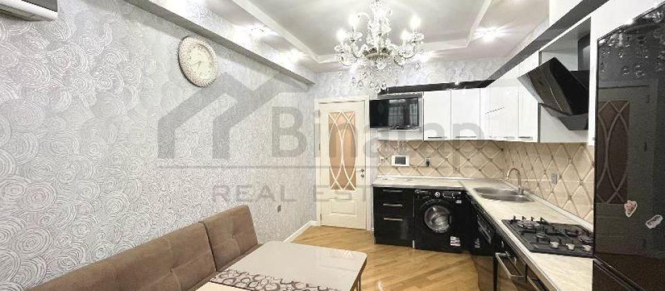 Yeni Yasamal, Albali ushaq bagchasina yaxin 3 otaqli menzil satilir/135 kv.m. - 10