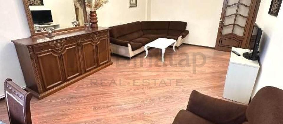 Statistika Komitesi, İzmir parki ve Nizami m/s yaxin 3 otaqli menzil satilir/90 kv.m. - 2