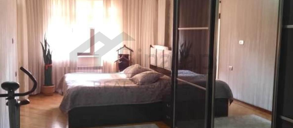 Olimpik Star ve Neftchi bazaya yaxin 3 otaqli menzil satilir/143 kv.m. - 4