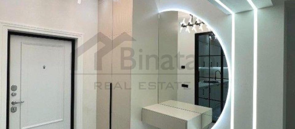 Elmler Akademiyasi m/s ve BDU nun yaninda 3 otaqli menzil satilir/100 kv.m. - 10