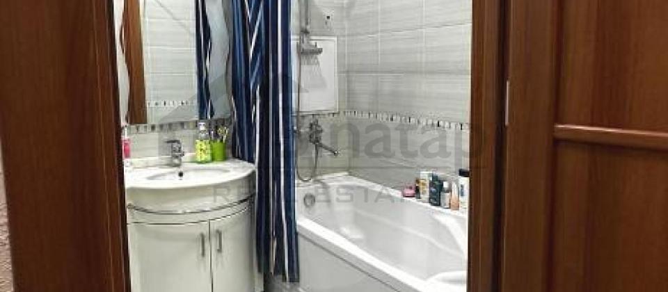 Zabitler parki, Nizami ve 28 May m/s yaxin 3 otaqli menzil satilir/115 kv.m. - 9