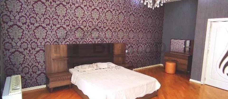 Tbilisi prospekti, 8 Noyabr m/s yaxin 3 otaqli menzil satilir/141 kv.m. - 5