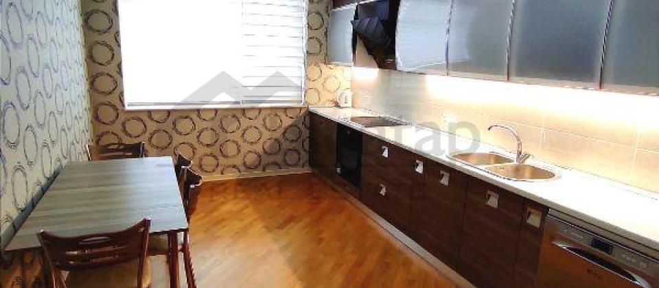 Tbilisi prospekti, 8 Noyabr m/s yaxin 3 otaqli menzil satilir/141 kv.m. - 7