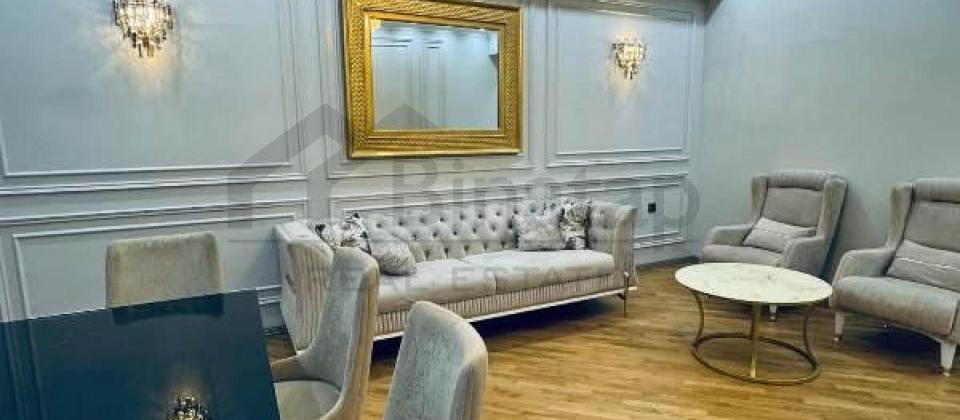 6ci parallel, Statistika Komitesi ve Merkezi parkin yaninda 4 otaqli menzil satilir/150 kv.m. - 5