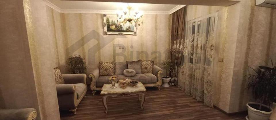 Yasamal parkinin yani, İnshaatchilar m/s yaxin 3 otaqli menzil satilir/115 kv.m. - 2