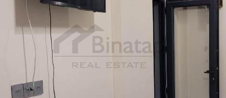 Azadliq prospekti, 28 May m/s yaninda 2 otaqli menzil satilir/40 kv.m. - 3