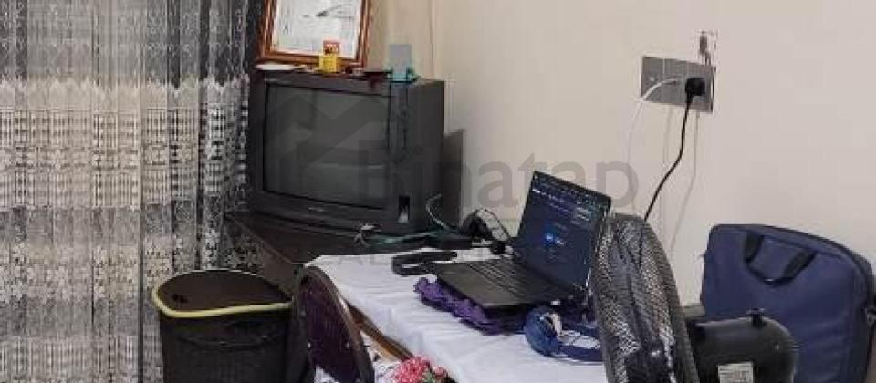 Azadliq prospekti, 28 May m/s yaninda 2 otaqli menzil satilir/40 kv.m. - 5