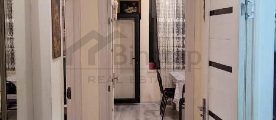 Azadliq prospekti, 28 May m/s yaninda 2 otaqli menzil satilir/40 kv.m. - 8